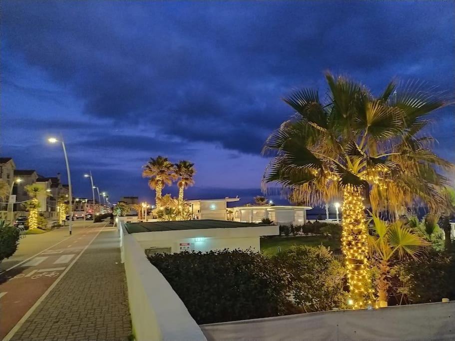 Sea Of Rome - Holiday Home Lido di Ostia Esterno foto